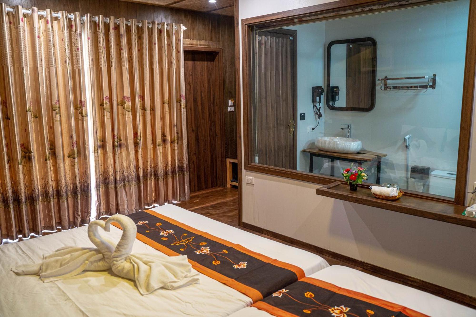 Camellia Eco Home &Tra My Restaurant Ниньбинь Экстерьер фото